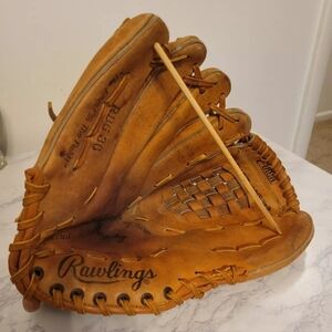 Rawlings RGB36 1980s Fastback baseball glove